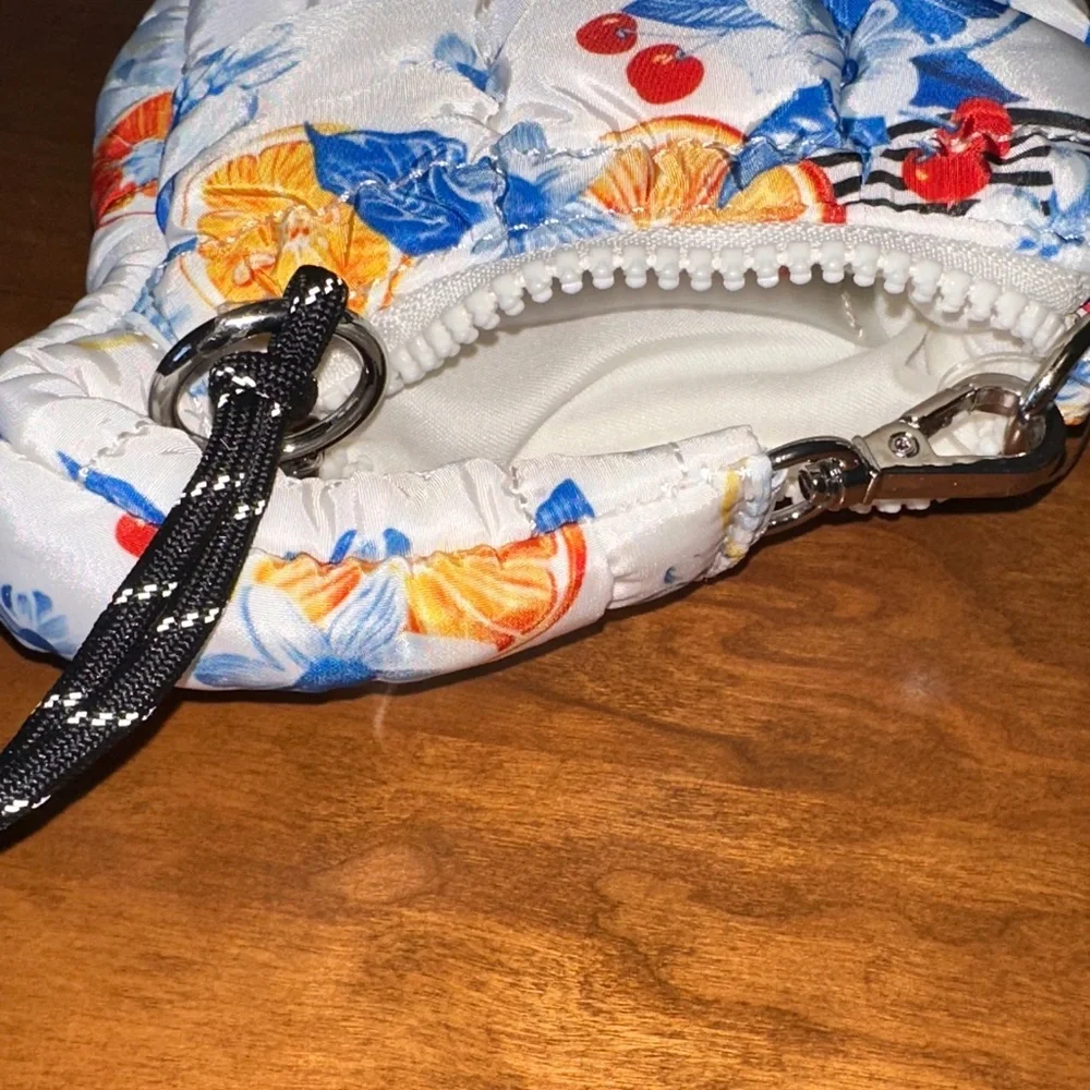 FP Movement Printed Micro Pouch in Ivory with Blue Floral NWT - Picture 5 of 8